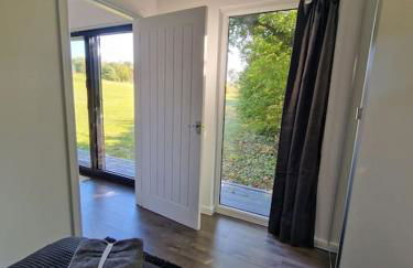 Deluxe Cabin wrapped by nature - Photo 7