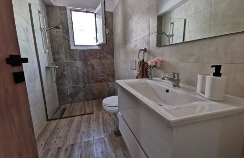 Mika's B luxury House near Faliraki - Photo 45