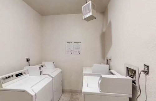 Mountain Condo w Views, Balconies and Fireplace - Foto 37