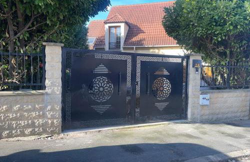 Près de l aéroport Orly Parking gratuit - Foto 1