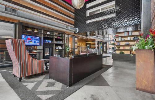 CozySuites 2BR Mill District with pool, gym #02 - Foto 23