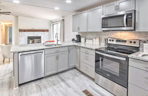 Cozy Asheville Cottage with Grill and Fire Pit! - Foto 9