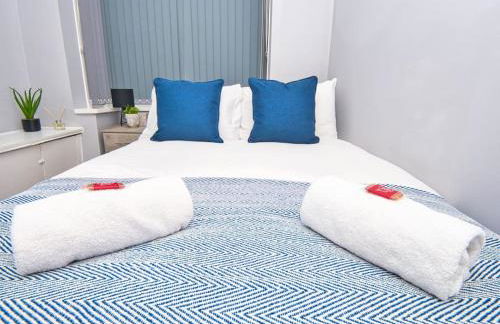 *Sleeps 9* Modern, 4 Bed House, Birmingham - Photo 7