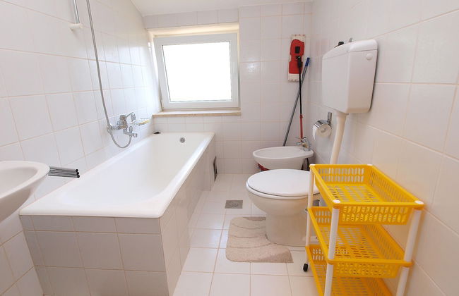 Apartment 761 - Photo 24