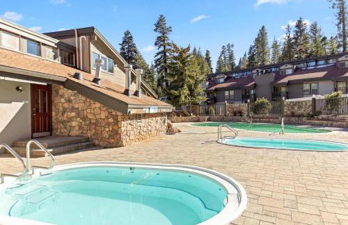 Chamonix #15 - Cozy Mtn Retreat with Fireplace - Foto 5