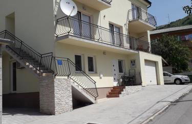 Apartmani Tomljenović - Foto 1