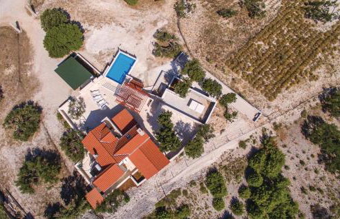 Three-Bedroom Holiday Home With Sea View In Praznica - Foto 15