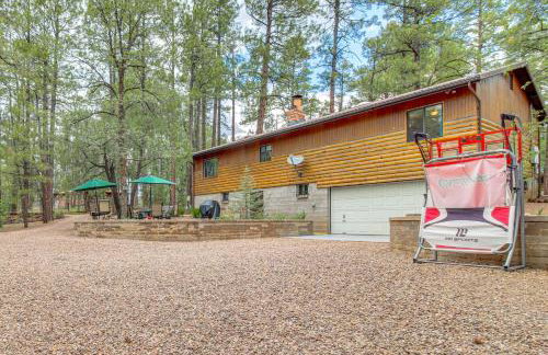 10 Mi to Show Low Pinetop-Lakeside Family Cabin! - Foto 31