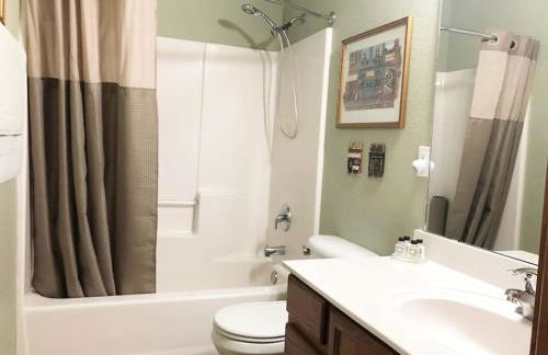 McKinley House - Gym, Garage and Fenced Yard - Photo 26