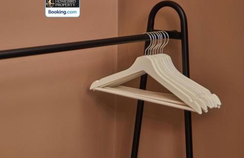 Beautiful 3BDR House By Homebird Property Management Short Lets & Serviced Accommodation Leeds With Free Parking & Free WiFi - Foto 28