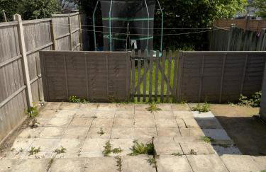 Family & Contractor Stay, Free Parking & Garden - Foto 25