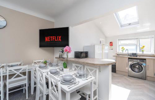 Open Mind Property - Hot Tub, 7 Beds & Free Parking - Foto 17