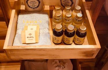 Laura's Lodge Hot Tub Log Cabin, Felmoor Park, Morpeth, Northumberland - Photo 13