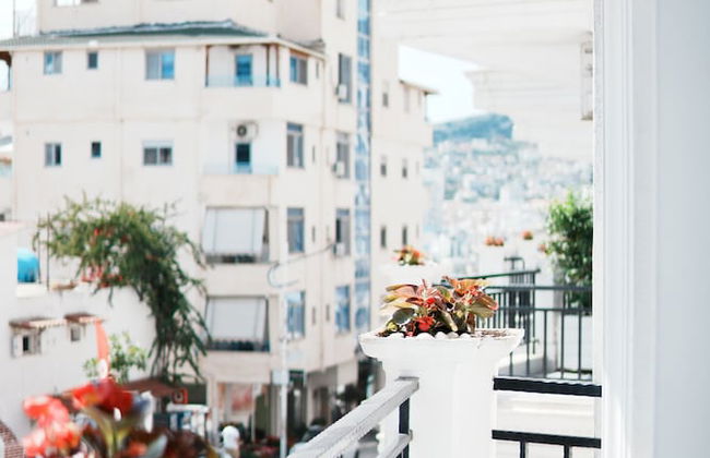 Apartments Flower Residence - Photo 54