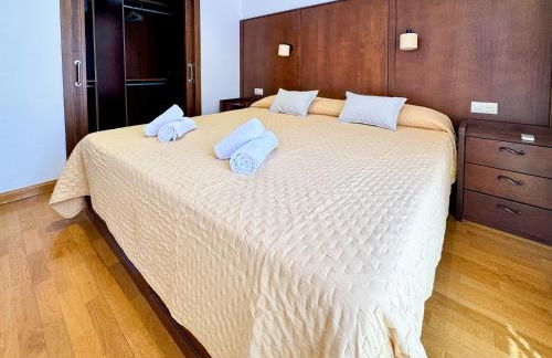 Casa familiar junto al Lago de la Encantada con zona de juegos, BBQ y cine - Foto 27