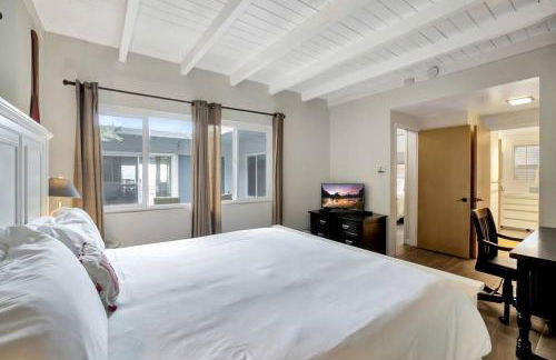 ON THE SAND!! Private Beach! OCEAN FRONT HOT TUB!! - Foto 25