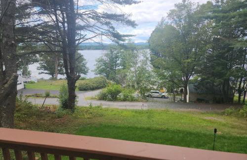 Spacious, modern, home by the lake! - Foto 29