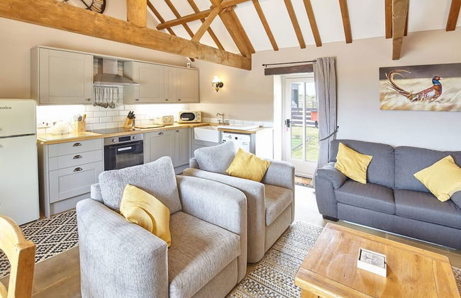 Host Stay The Byre - Photo 3