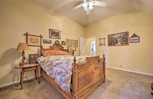 Wraparound Deck Woodland Cabin in Lake Arrowhead - Foto 21