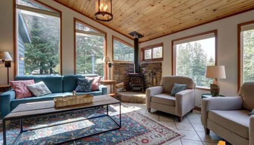 Slopes & Spokes-Alaska with Large HOT TUB - Foto 3