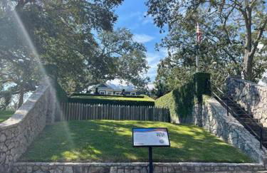 Large Historical Home for Groups Walk to Downtown! - Foto 7