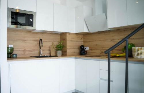 Golden Suite Plaza - Photo 38