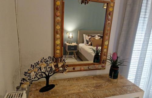 K for Karavomilos - Photo 10