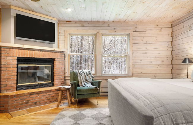 Half Moon by Avantstay 4BR Cabin w/ Large Deck & Yard w/ Patio & Outdoor Dining - Foto 30