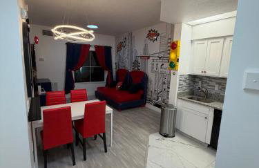 Disney Princess and Heroes Apartment Accessible - Foto 30
