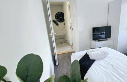 Corby Stay 2BR Work Trips & Family Friendly - Foto 25