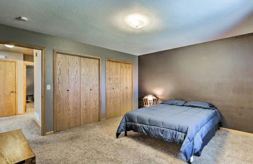 Elwood Townhome with Patio - 7 Mi to Johnson Lake - Foto 15