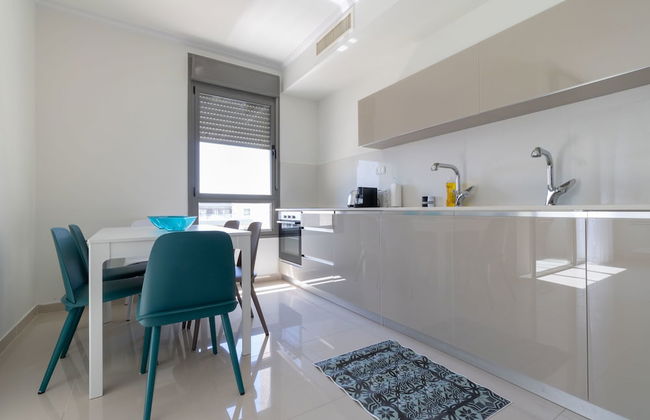 New Building 2 BR 2 Bathrooms Parking - Foto 12