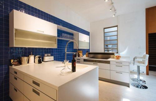 Rabadan Brand New Amazing House with Terrace Parking - Foto 20