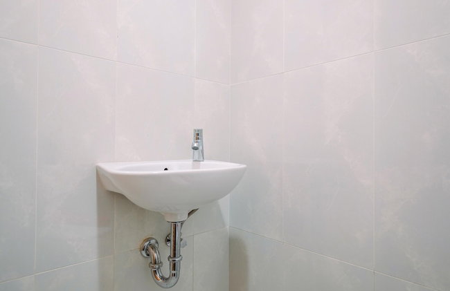 Comfy And Minimalist Studio At Evenciio Margonda Apartment - Foto 9