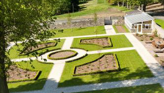 Balmule House - Photo 2