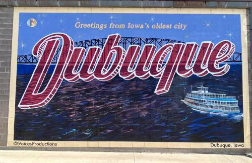 Relaxing Townhouse Downtown Dubuque - Foto 12