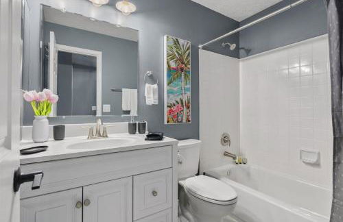 Cozy 4BR Townhome, Family Community, 40 Mins to DC - Foto 5