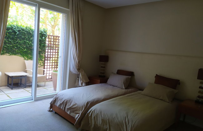 Two Bedroom Apartment - Fully Furnished and Equipped - Photo 3