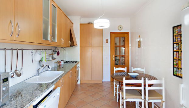 Alameda in Faro With 2 Bedrooms and 1 Bathrooms - Foto 3, Habitación