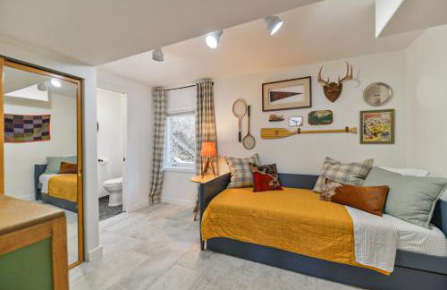 Huvila Haven Lake Front Home with Dock and Hot Tub - Foto 19