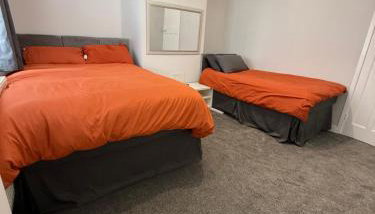 2Bed Contractor & Family Stay Kingswinford DY6 - Foto 3