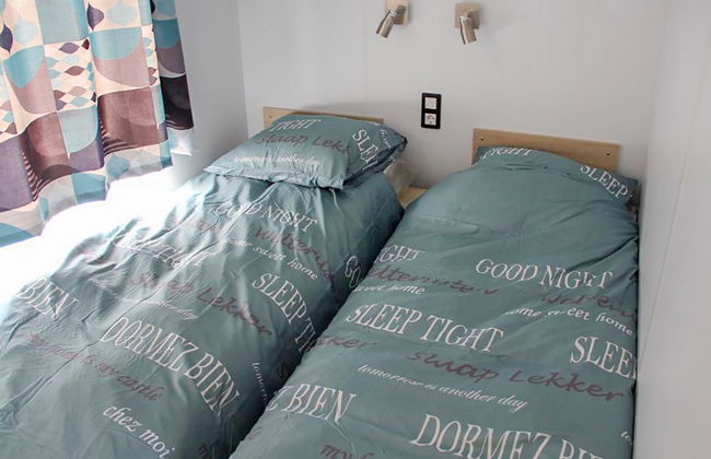 Modern 6-person Chalet in the Frisian Countryside, 3 Bedrooms and Wifi - Foto 12