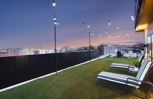 Sunset-Expansive Patio & Hot Tub-Mins to Broadway - Foto 33