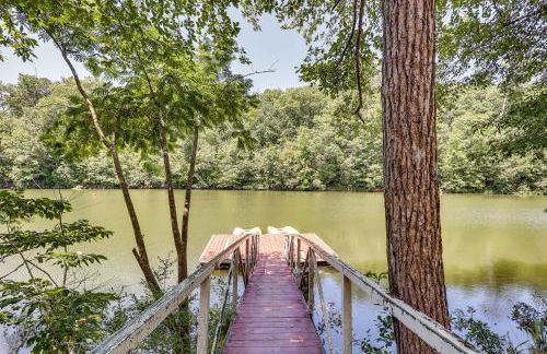 Double Springs Cabin Stay with Deck and Shared Dock! - Foto 24