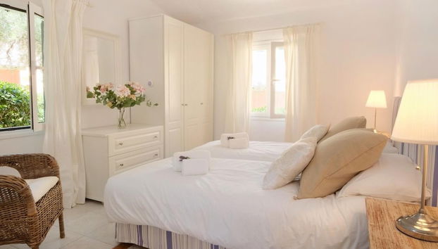 The Saints - St Demetrius 2 Bedroom Cottage - Foto 5, Habitación