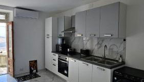 Modern Hillside Retreat with Panoramic Views - Foto 3