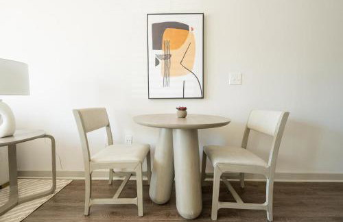 Landing Stunning 1BD Pool Clubhouse - Foto 45