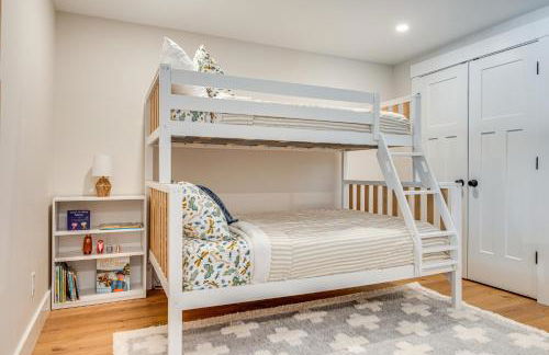 Dock and Game Room New Waterfront Home in Lyman! - Foto 32