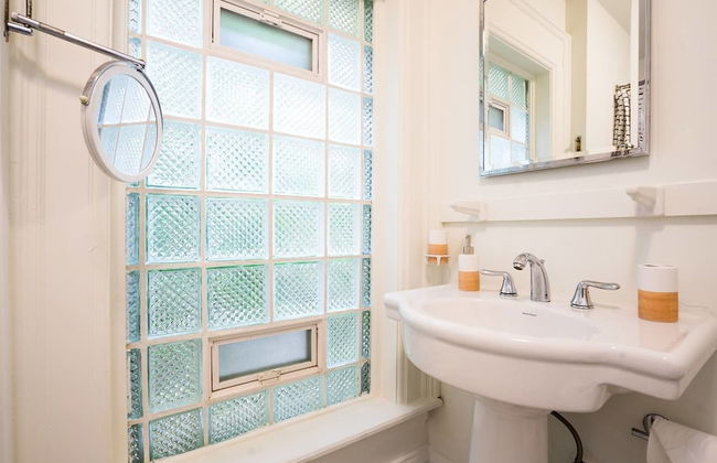 The Traveler's Nook Walk to City Park - Foto 26