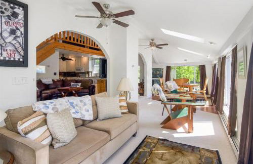 180 Degree Lakefront Views-Fire Pit-Swimming - Foto 18